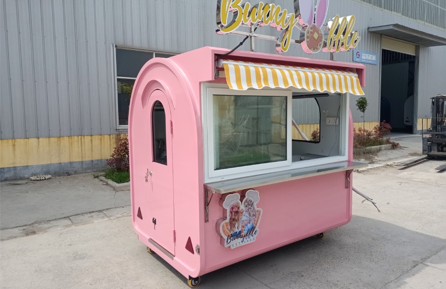 small outdoor food kiosk for sale